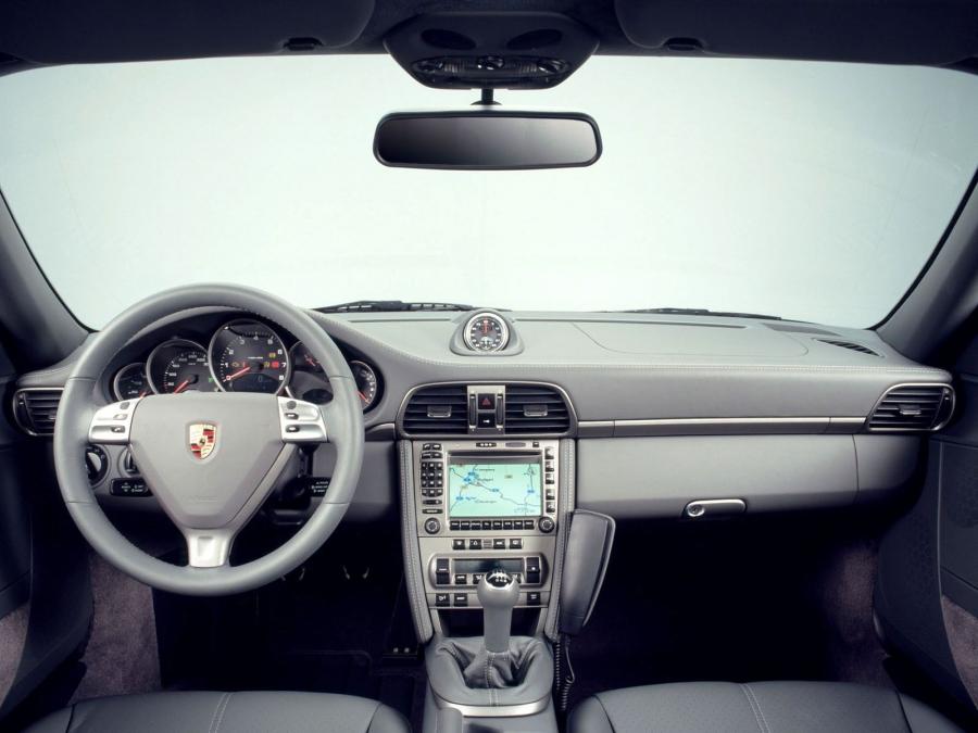  Porsche 911 Carrera 2005 года  (фото 33 из 35)
